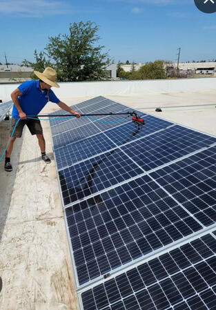 Commercial Solar Panel Cleaning